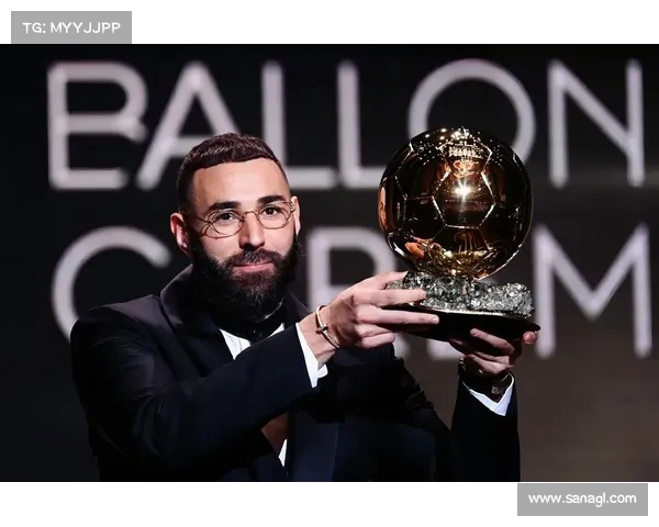 足球巨星转会风云：全球顶级球员最新动态与影响分析